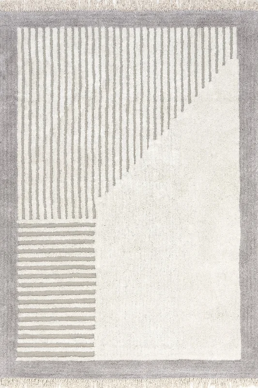 Agnes Wedged Striped Rug | Grey