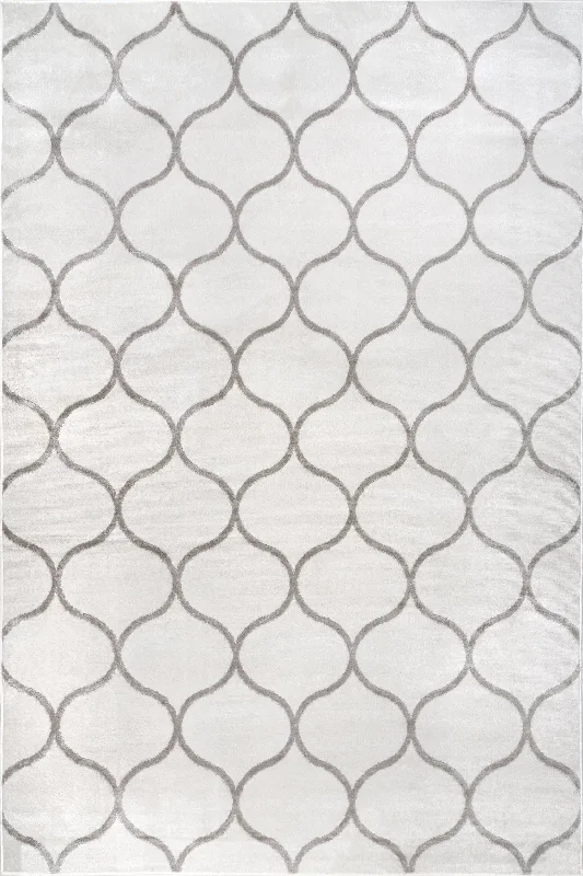 Judy Scalloped Trellis Rug | Beige