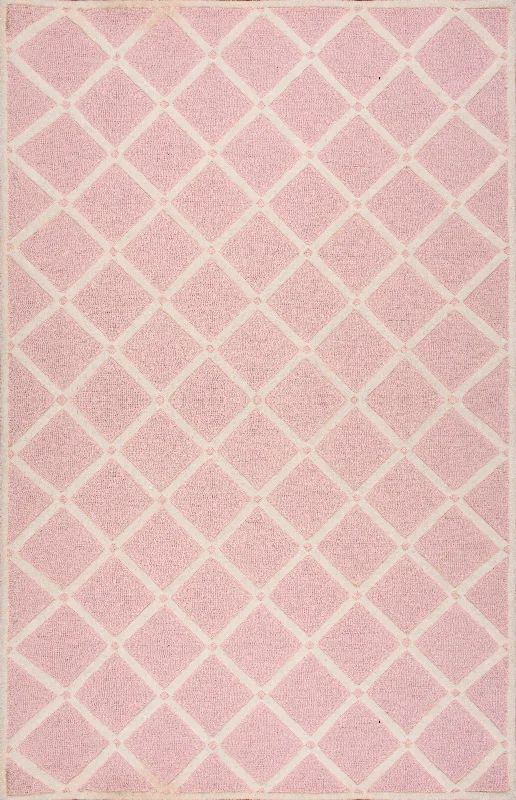 Knotched Lattice Trellis Rug | Pink