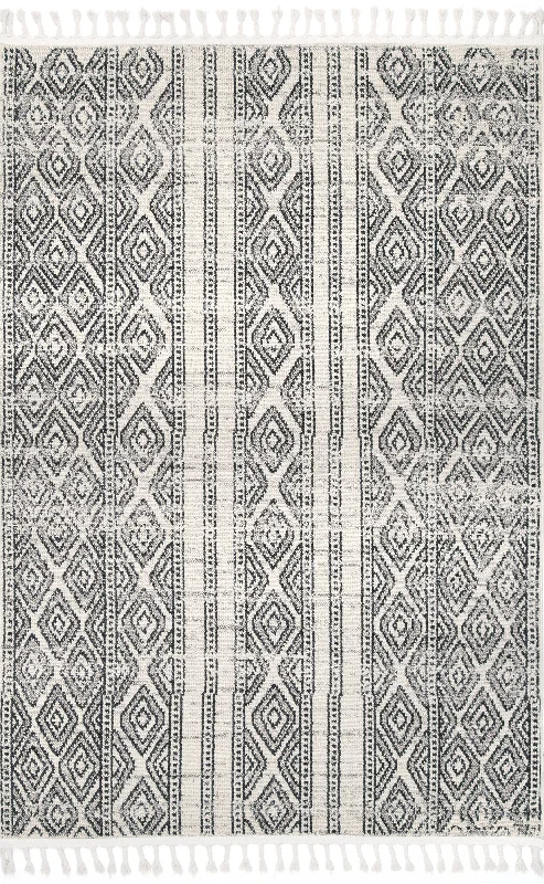 Striped Tasseled Rug | Ivory