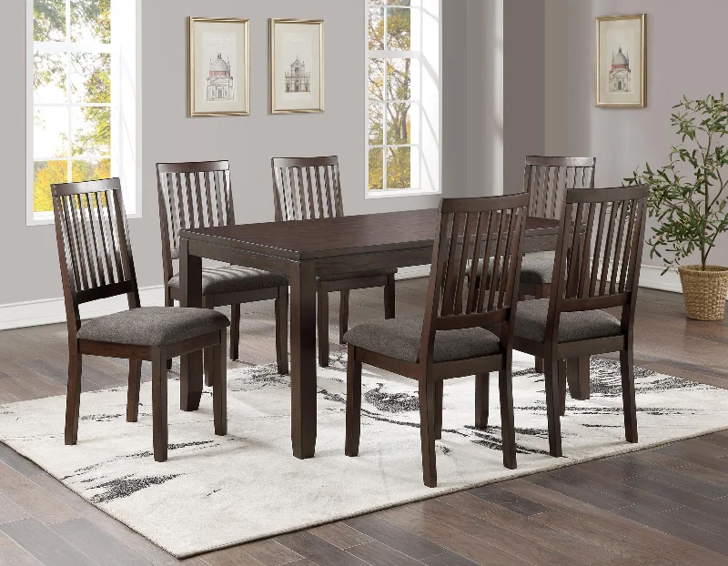 Yorktown 7-Pack Dining(Set Includes Table & 6 Dining Chairs)